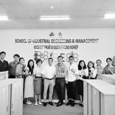 Ban lãnh đạo OGCG nhận lời mời tham gia phỏng vấn kiểm định chất lượng giáo dục tại Trường Đại học Quốc Tế IU.